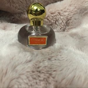 ❗️SOLD❗️Coach poppy perfume!